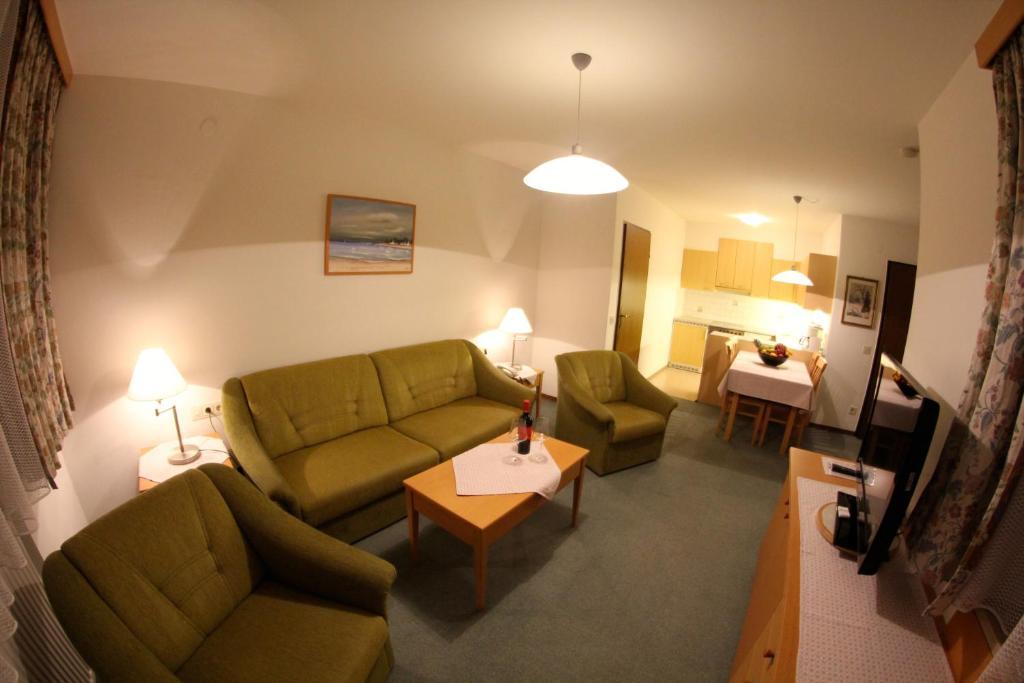 Ferienappartements Heinzle - Ihr Ferienresort Sankt Jakob in Defereggen Phòng bức ảnh